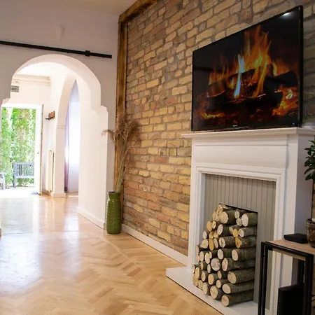 Season One Apartman Segedyn Zewnętrze zdjęcie